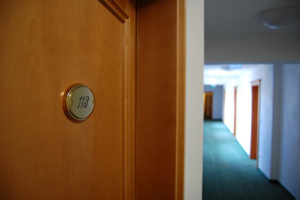 Hotel Ochsen Friesenheim  Habitación foto